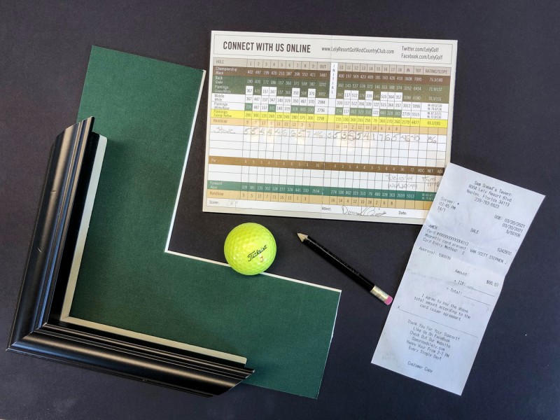 Golf ball and card ready