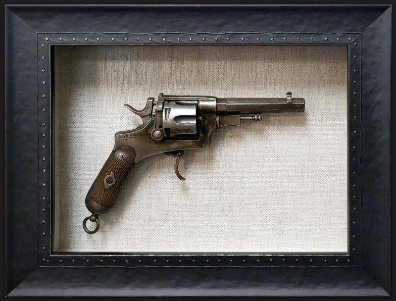 Image of Gun Shadow Box