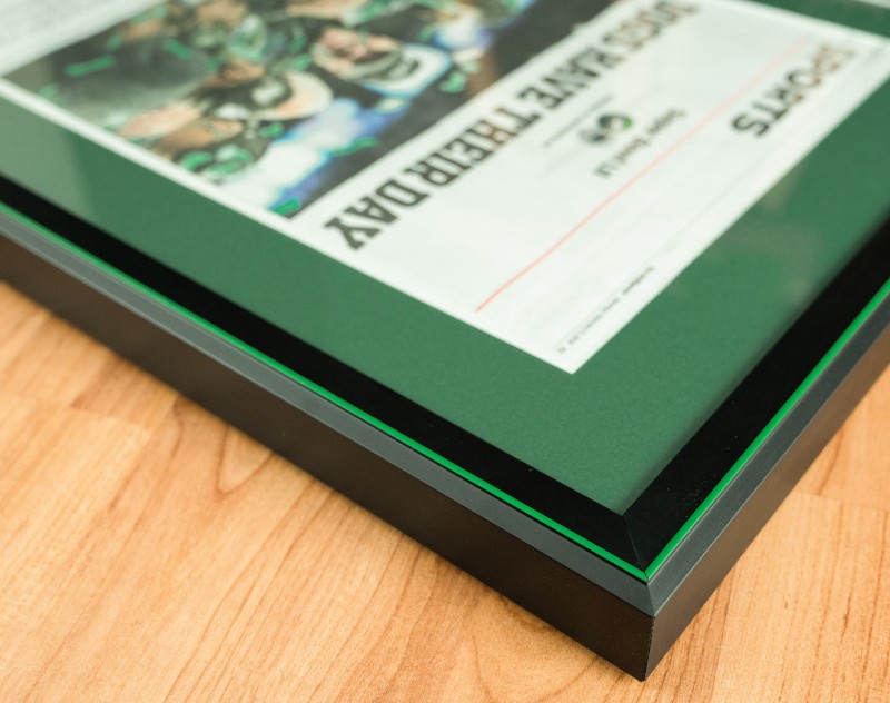 Eagle's green line on picture frame